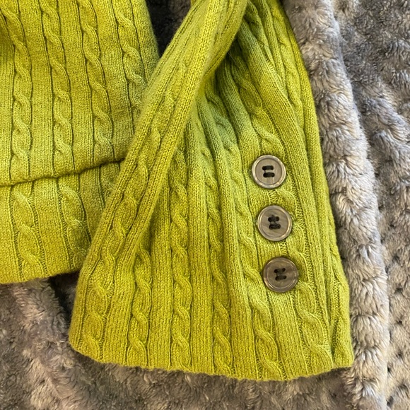Sold Mercari Adorable New avacado green cable knit jacket blazer szS - Picture 9 of 10